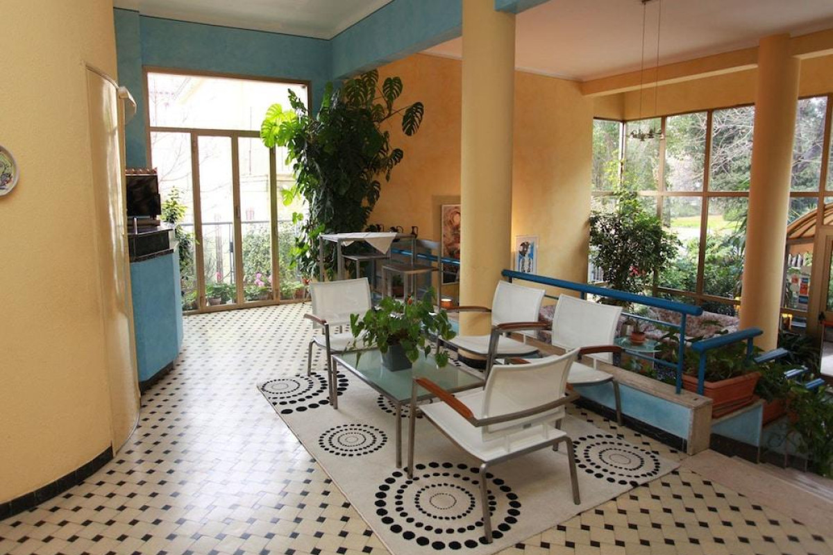 HOTEL ATHENA
