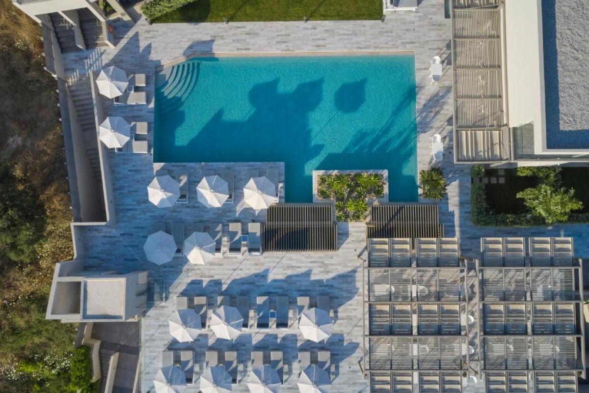 AMALTHIA BEACH RESORT - AGIA MARINA, CHANIA