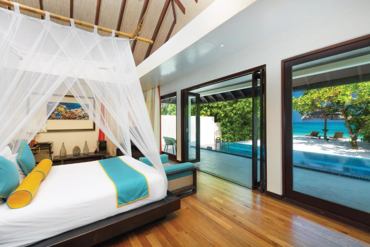 Hotel Atmosphere Kanifushi Maldives