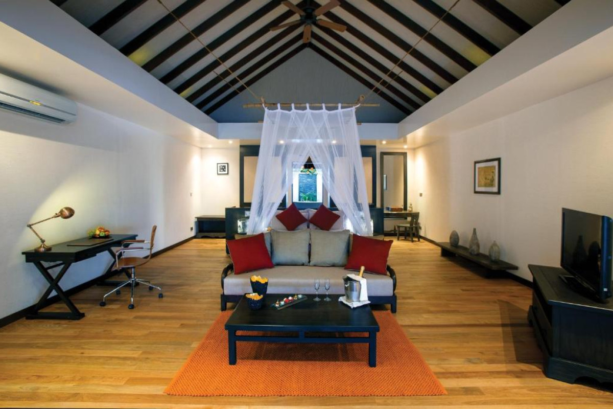 Hotel Atmosphere Kanifushi Maldives