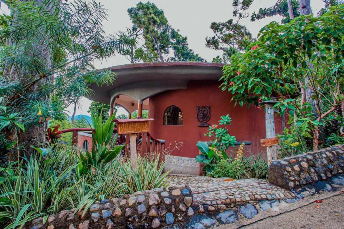 Hotel Atremaru Jungle Retreat