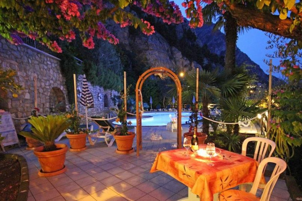 Hotel Augusta Garni