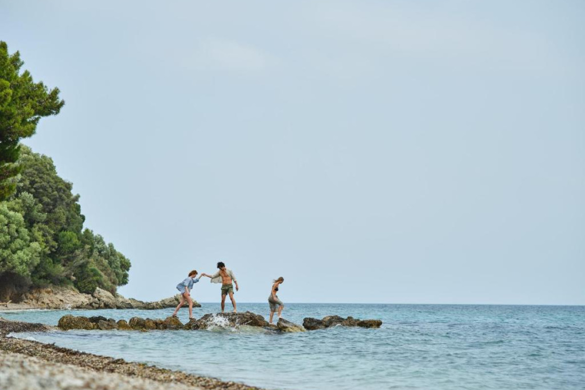 Hotel Avali, Mar-Bella Collection