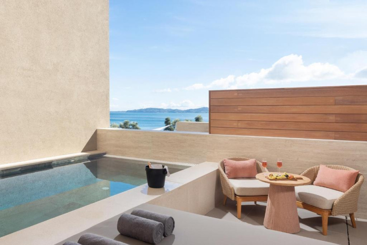 Hotel Avali, Mar-Bella Collection