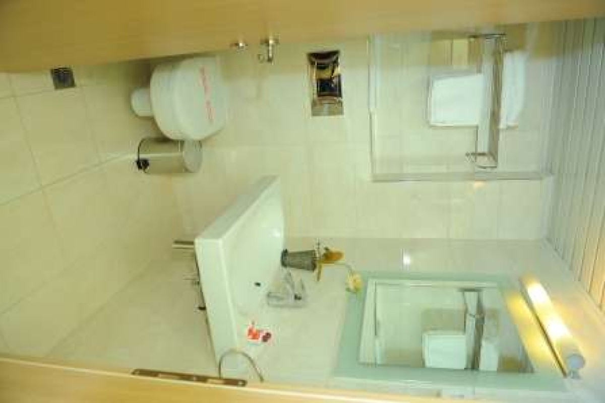 Hotel Avra