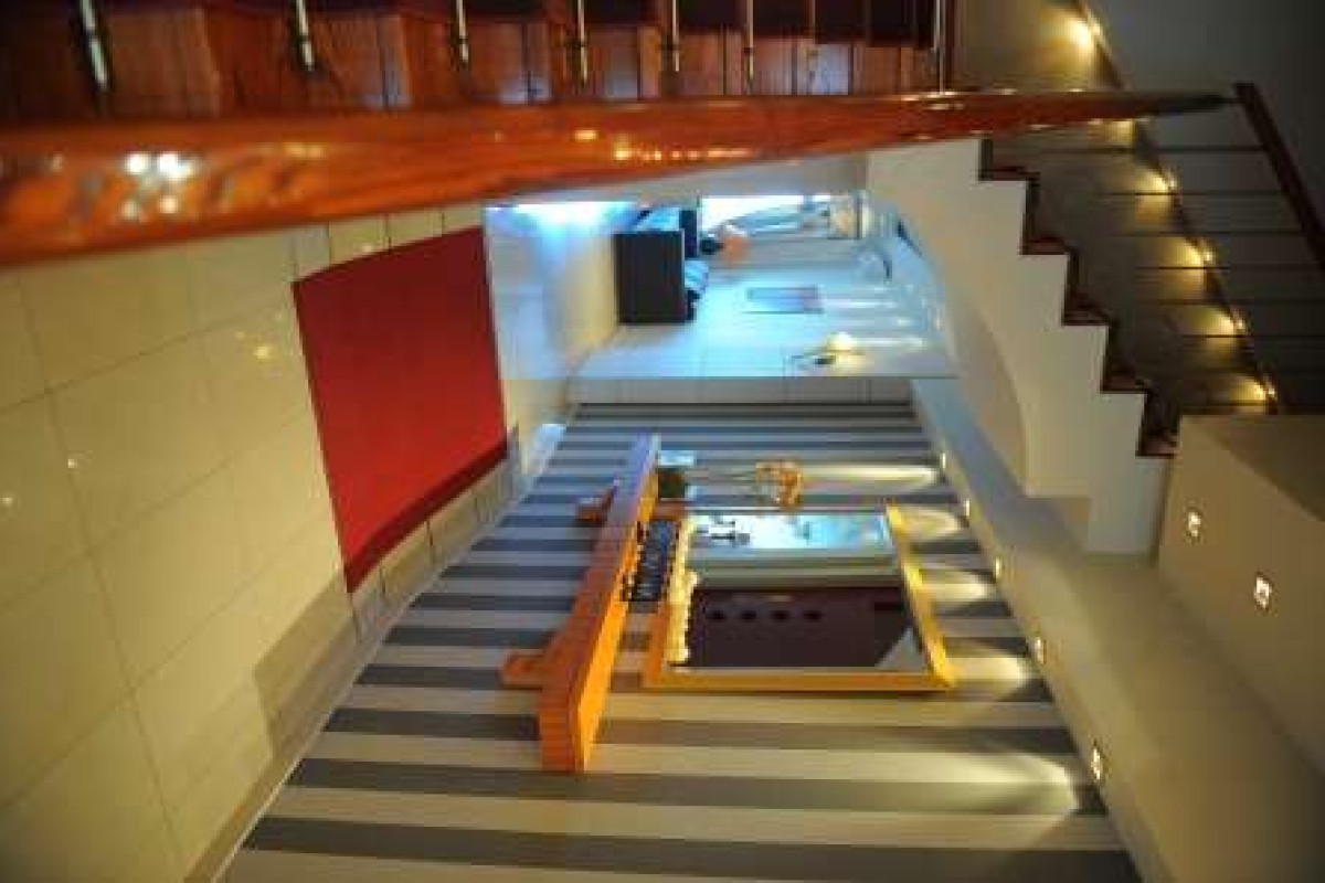 Hotel Avra