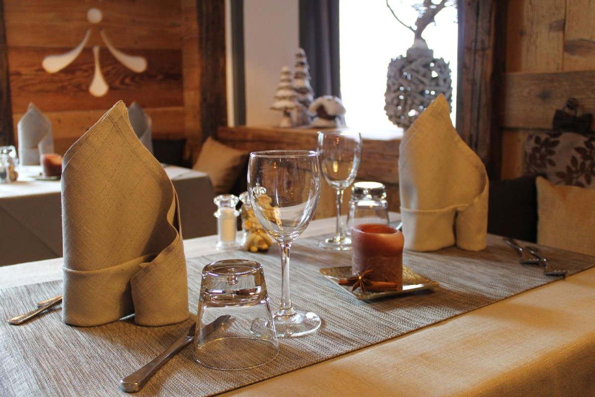 Hotel Azola