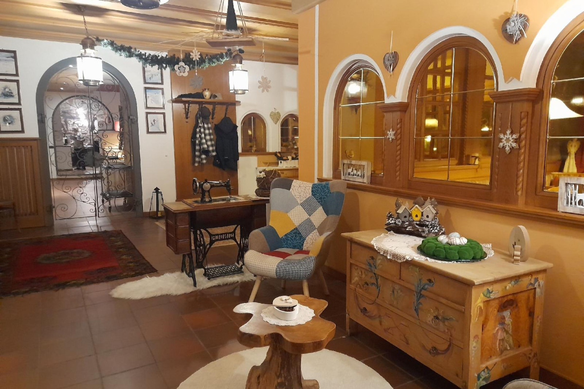 Hotel Azola