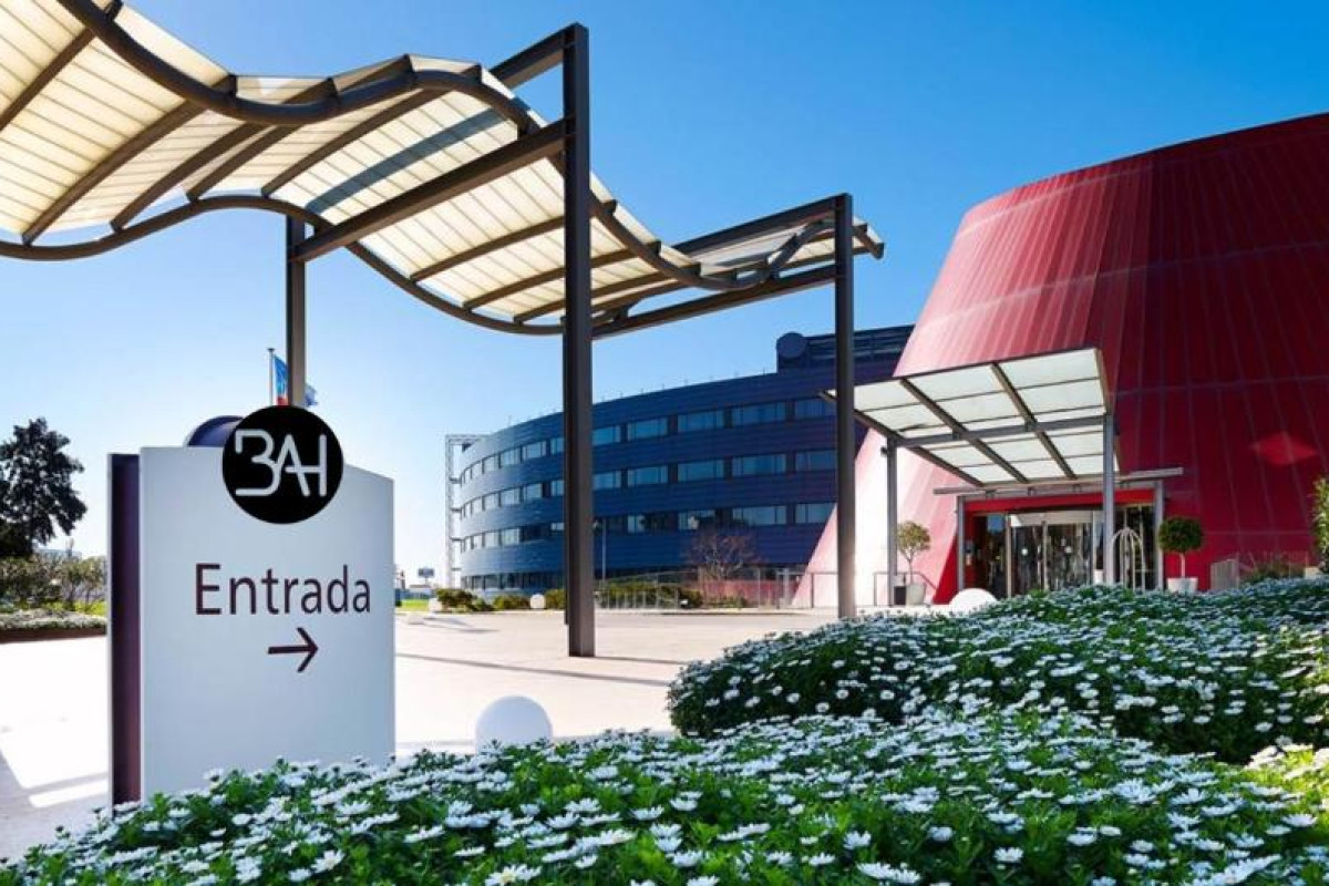 BAH BARCELONA AIRPORT