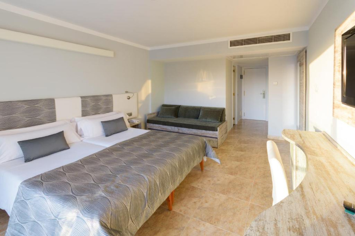 Hotel Bahia Del Sol