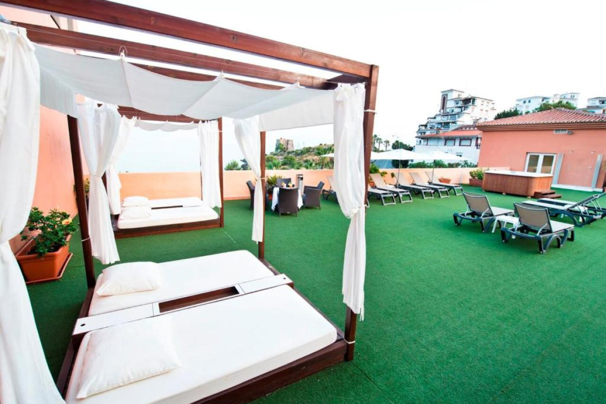 Hotel Bahia Tropical