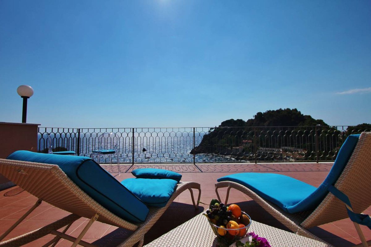 HOTEL BAIA AZZURRA