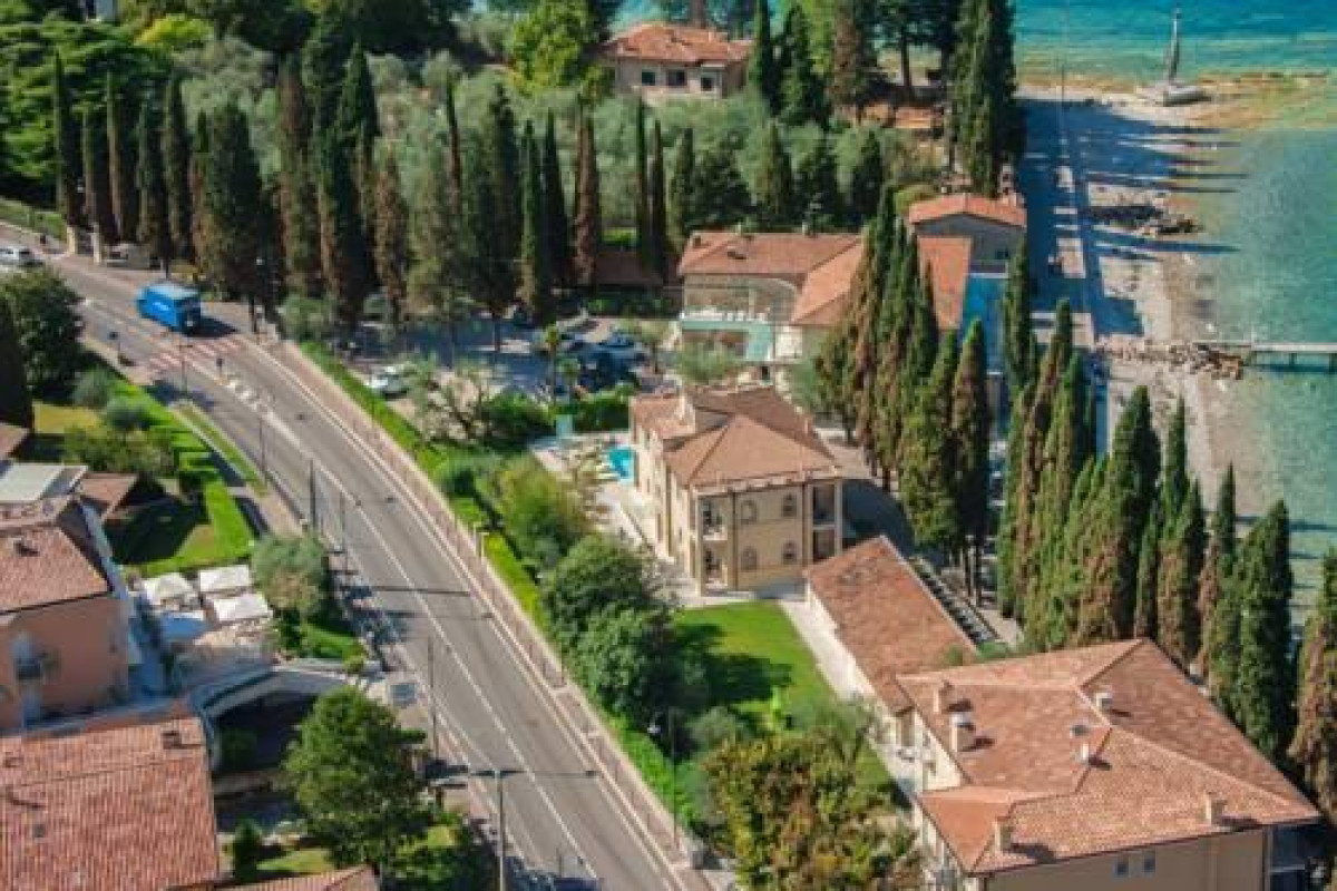 Hotel Baia Dei Pini