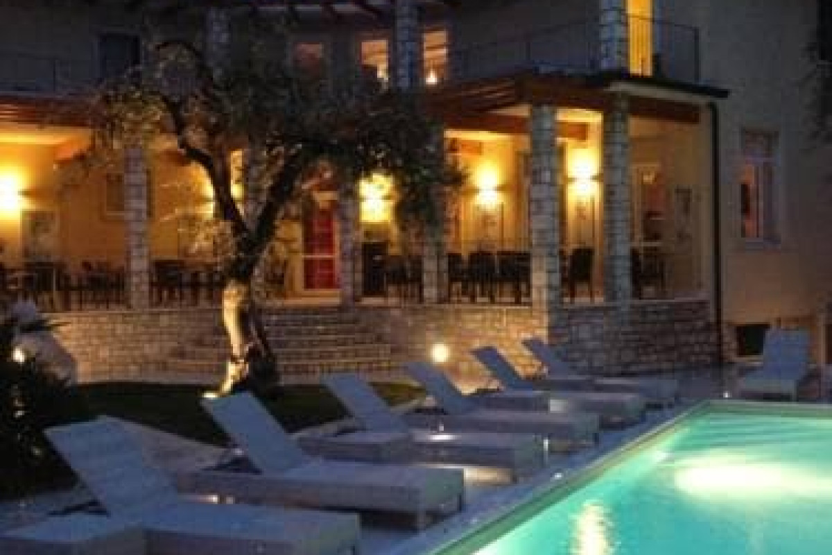 Hotel Baia Dei Pini