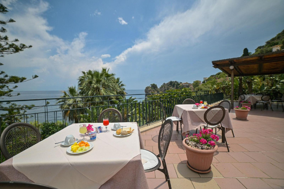 Hotel Baia Delle Sirene