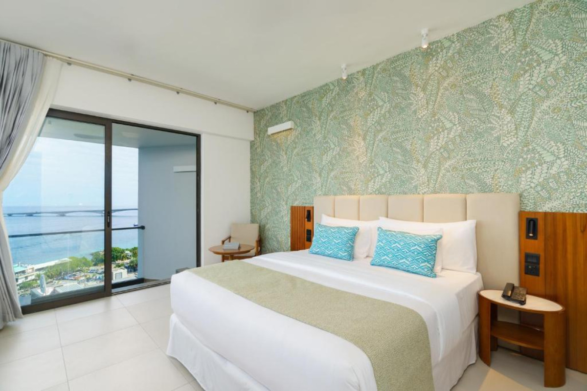 Hotel Barcelo Nasandhura Male