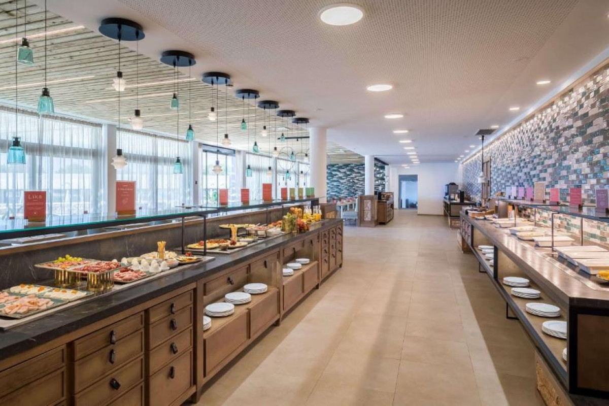 Hotel Barcelo Nura