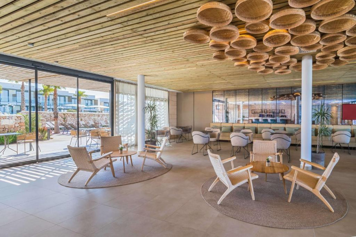 Hotel Barcelo Nura