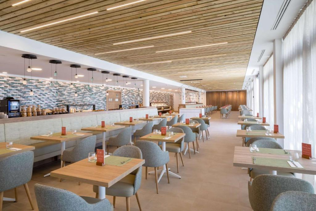 Hotel Barcelo Nura