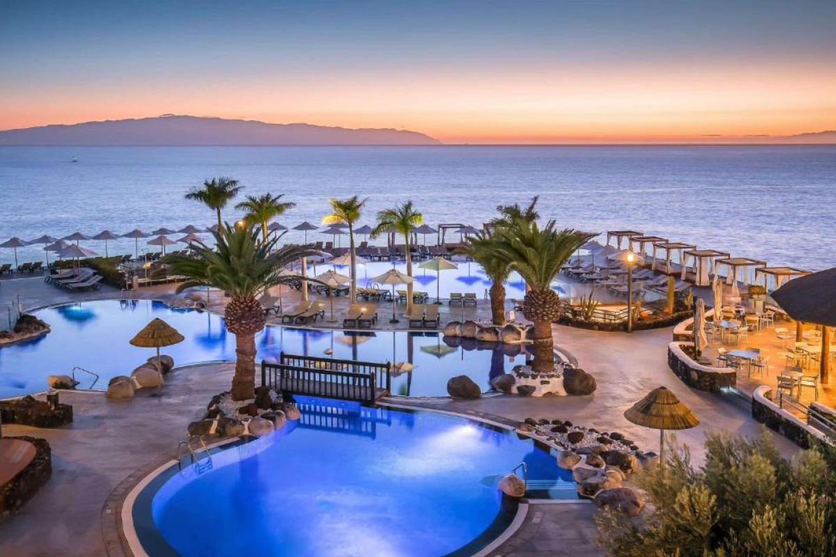 Hotel Barcelo Santiago - Adults Only