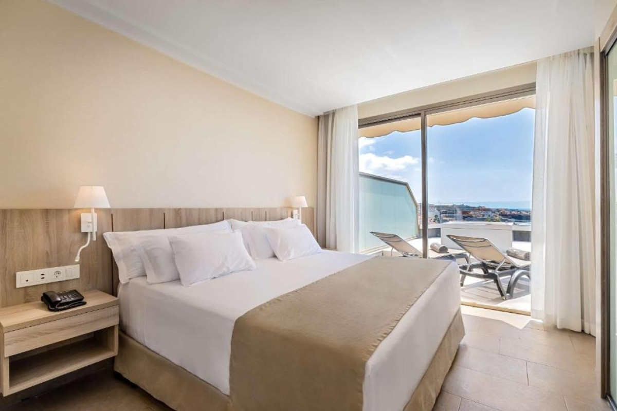 Hotel Barcelo Santiago - Adults Only