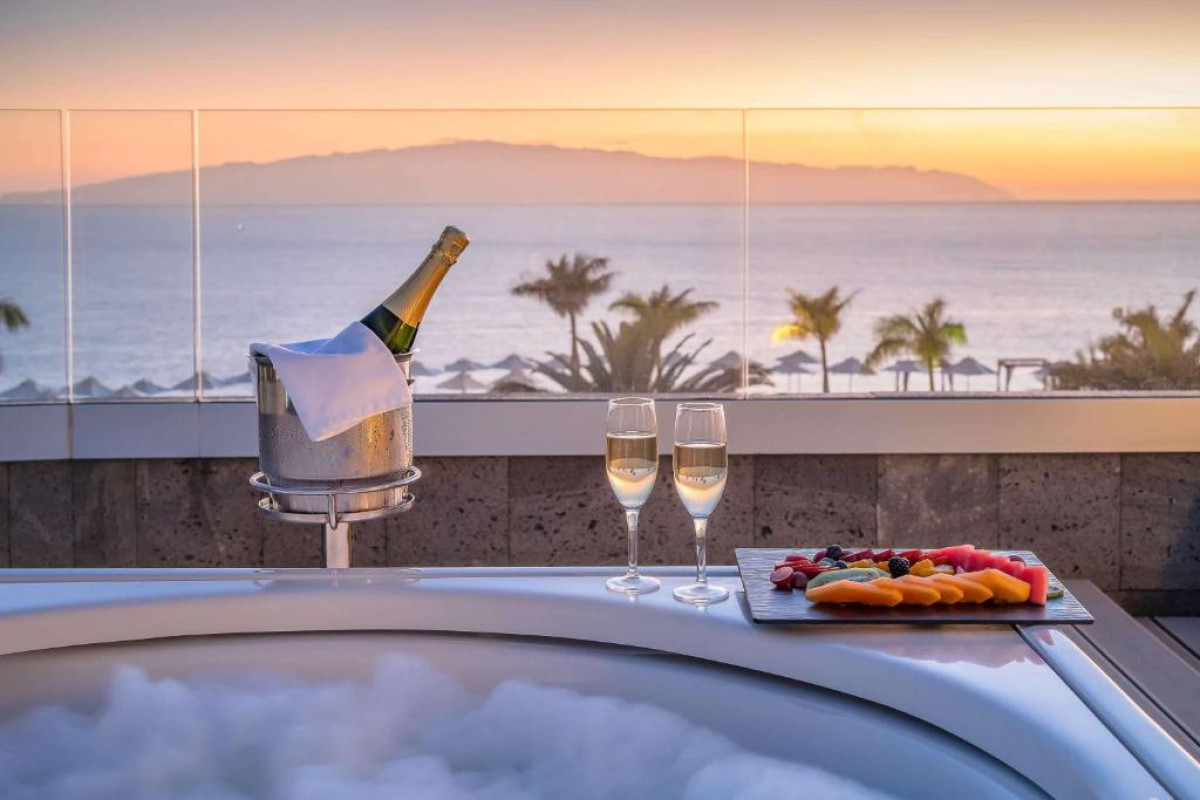 Hotel Barcelo Santiago - Adults Only