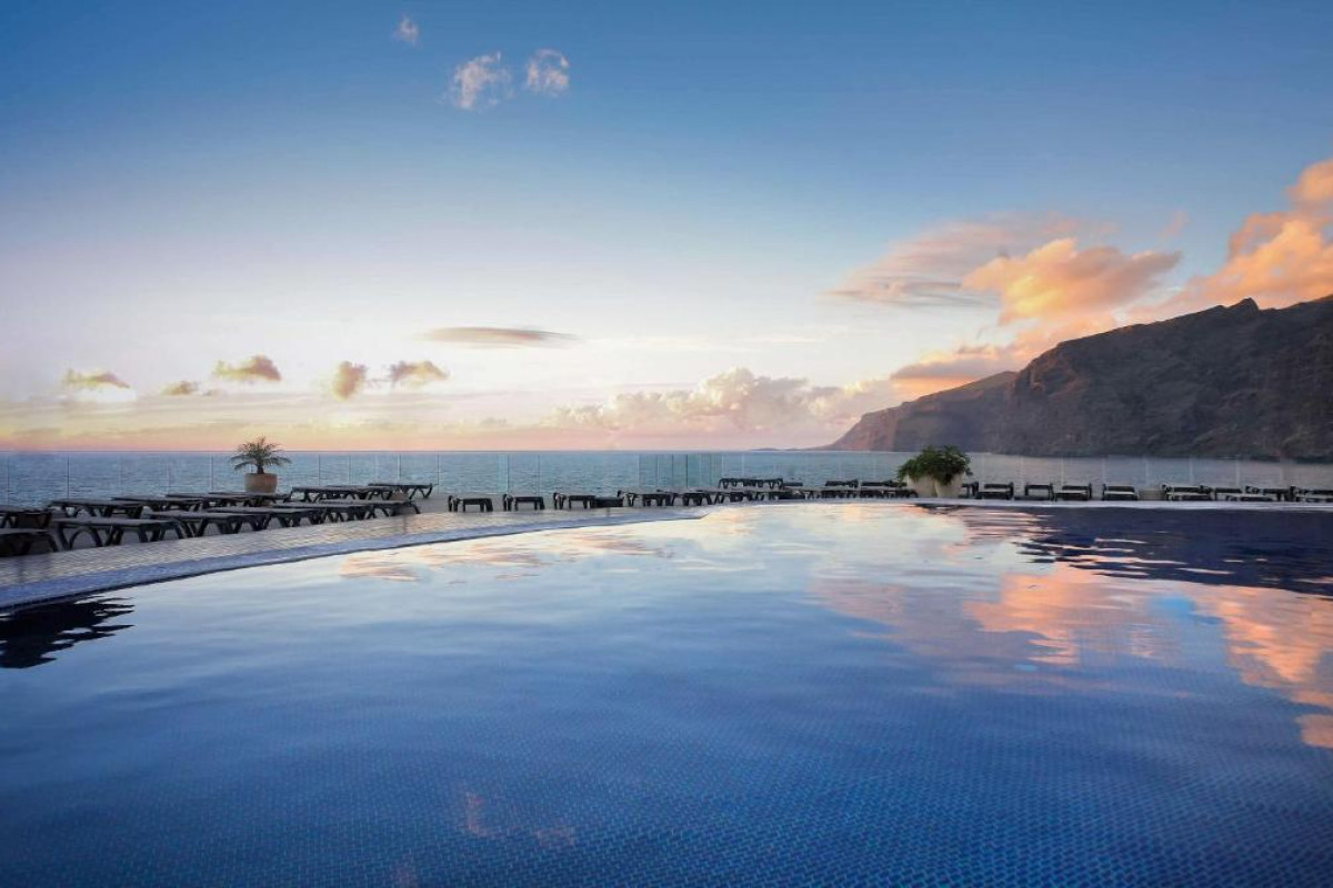 Hotel Barcelo Santiago - Adults Only