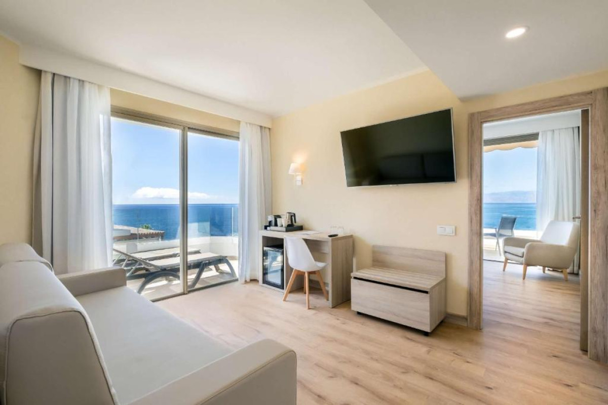 Hotel Barcelo Santiago - Adults Only