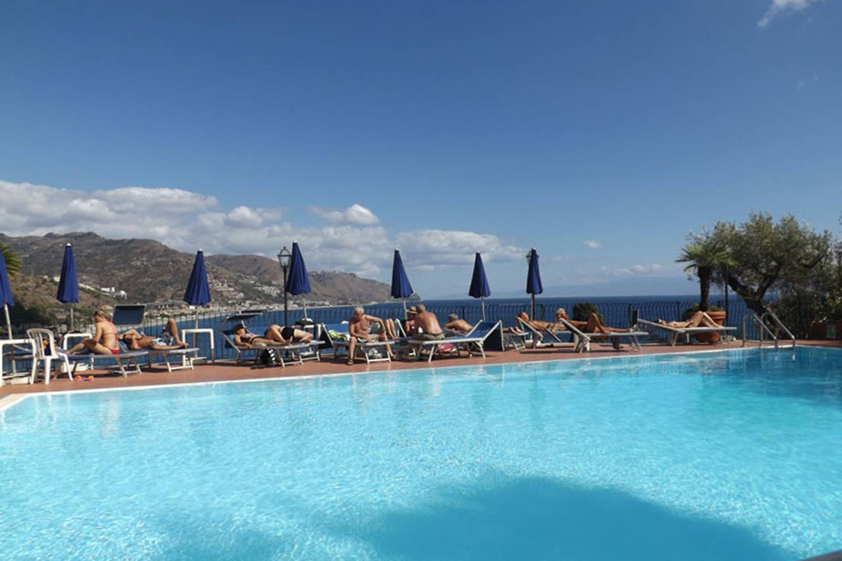 HOTEL BAY PALACE