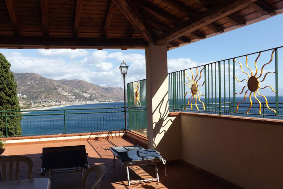 HOTEL BAY PALACE