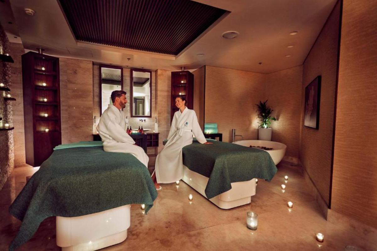 Hotel Beach Rotana - Abu Dhabi
