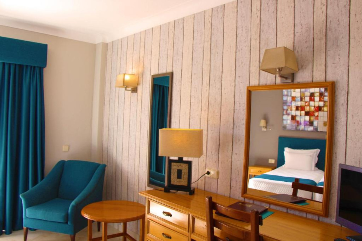Hotel Belavista Da Luz