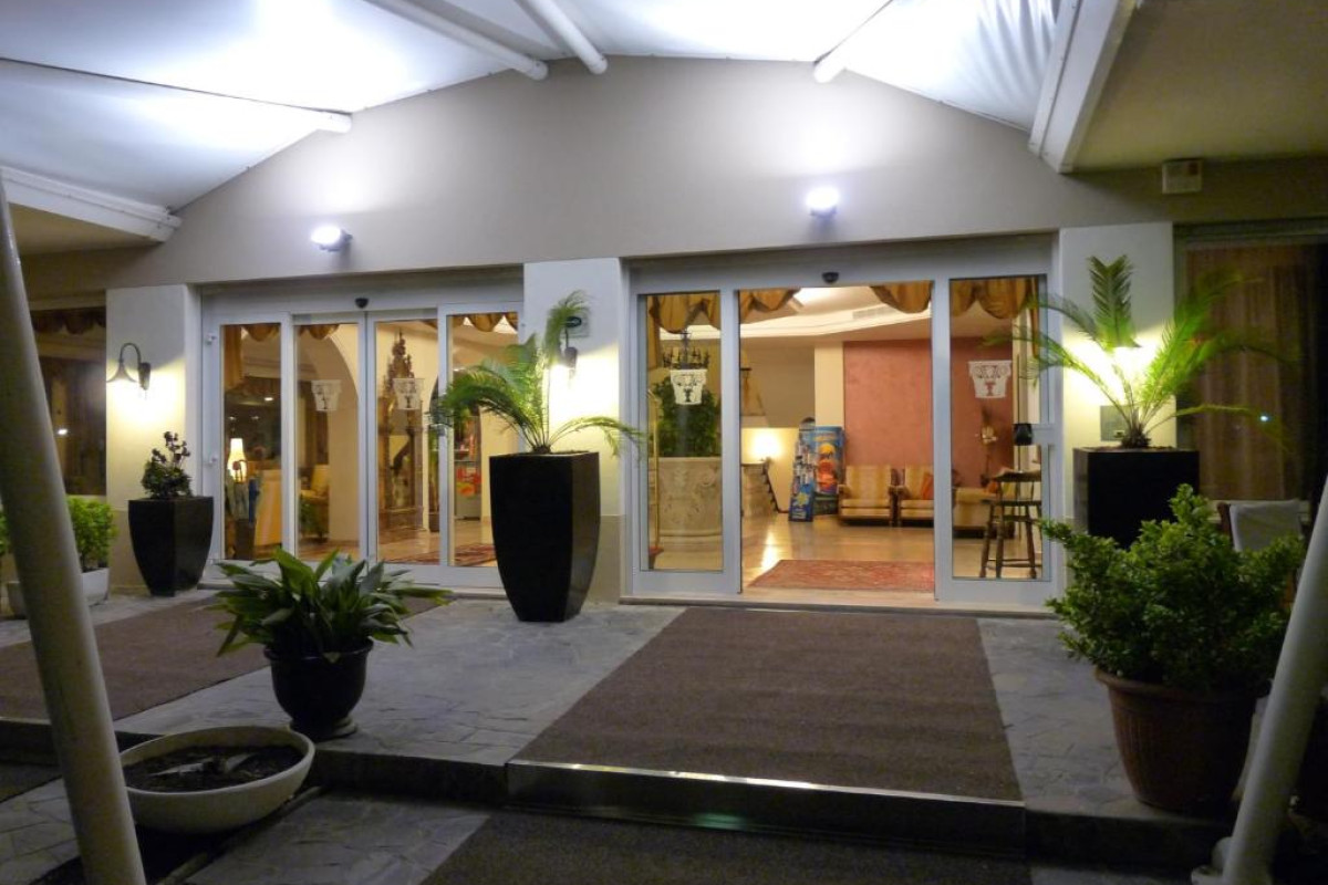 HOTEL BENINI