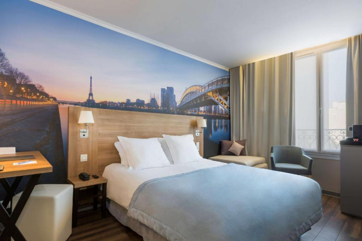 BEST WESTERN RIVES DE PARIS LA DEFENSE