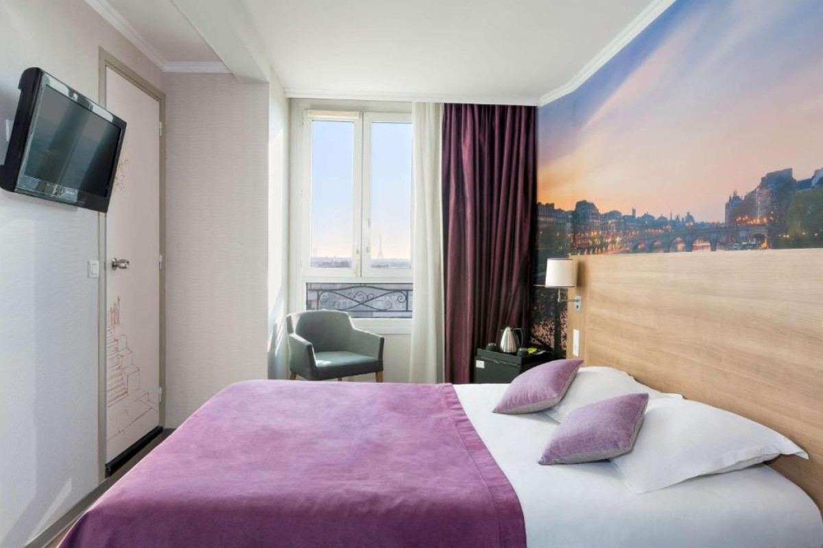 BEST WESTERN RIVES DE PARIS LA DEFENSE