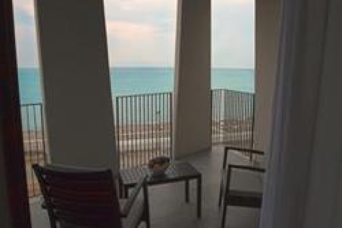 Hotel Blanco