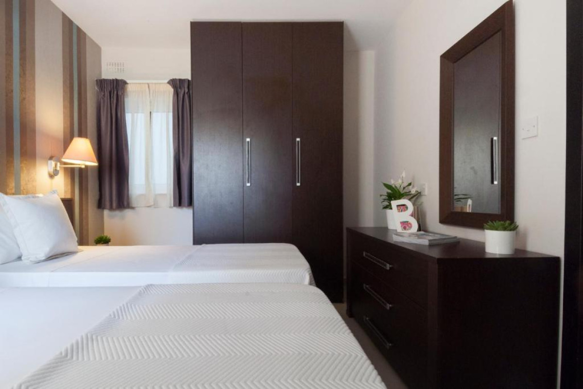 Hotel BluBay Apartments by ST