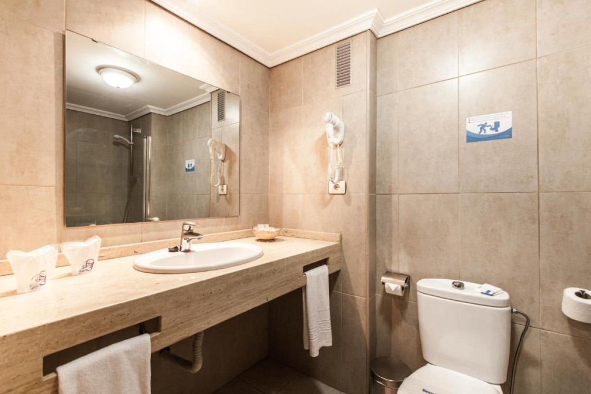 Hotel BLUESEA Lagos de Cesar