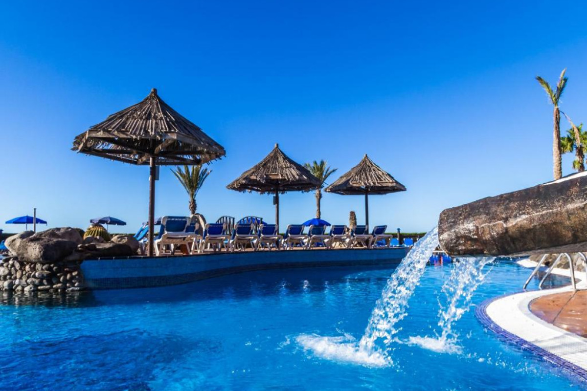 Hotel BlueBay Beach Club