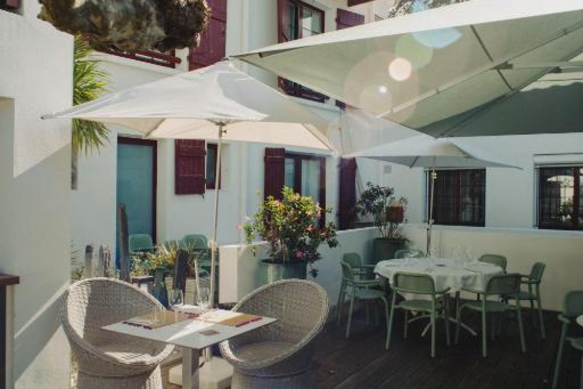 Hôtel Briketenia
