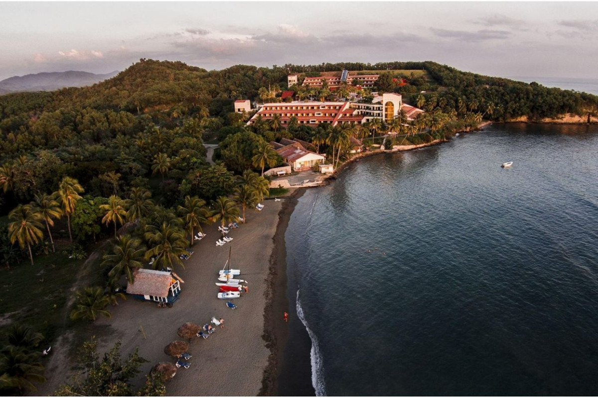 Hotel Brisas Sierra Mar