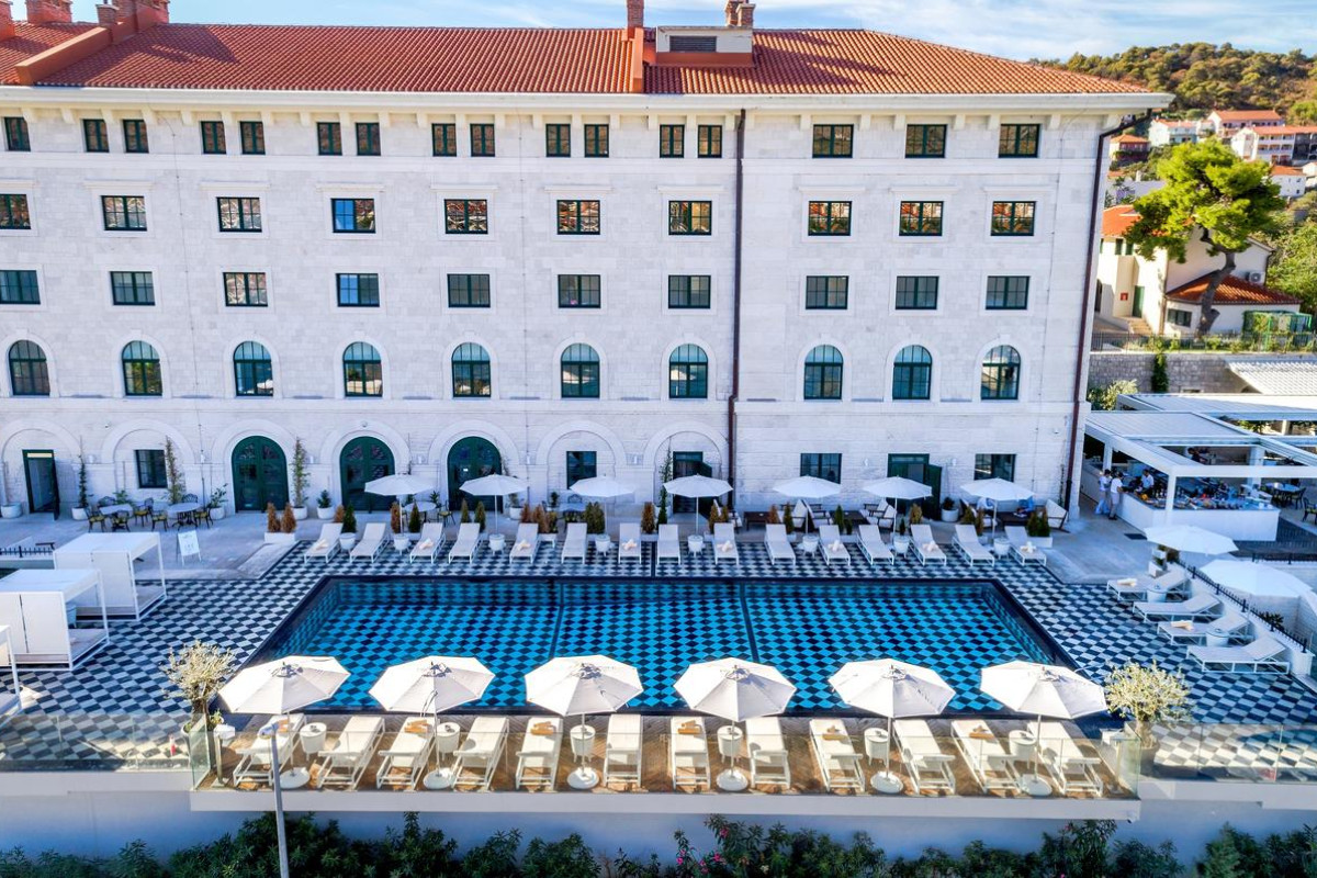 Hotel Brown Beach House & Spa
