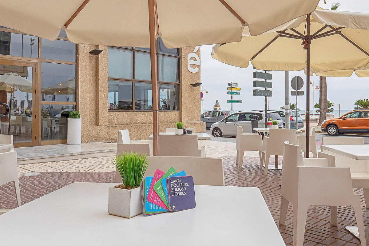 Hotel Cádiz Paseo del Mar, Affiliated By Meliá
