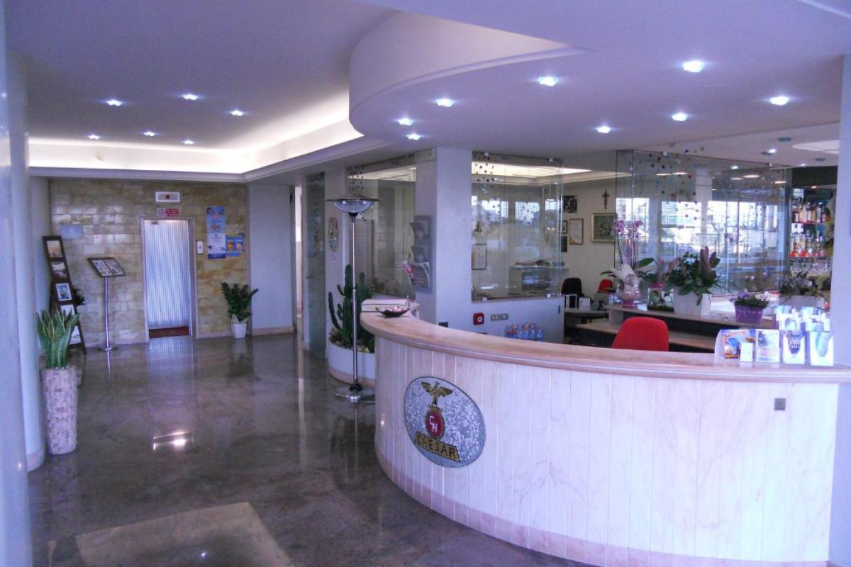 Hotel Caesar