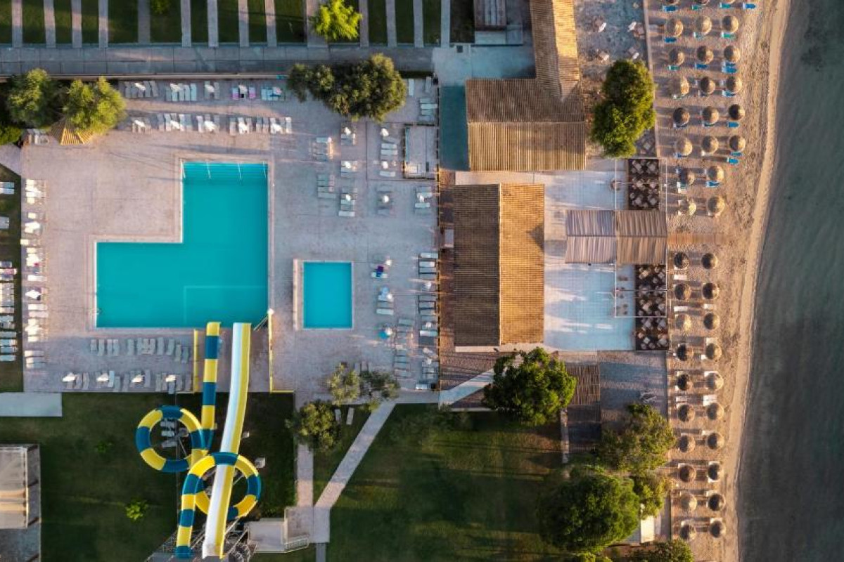 Hotel Canvas by Mitsis Messonghi