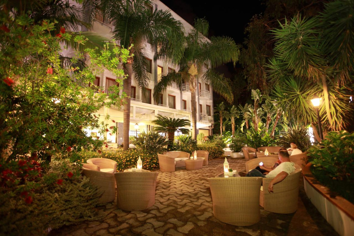 Hotel Caravel