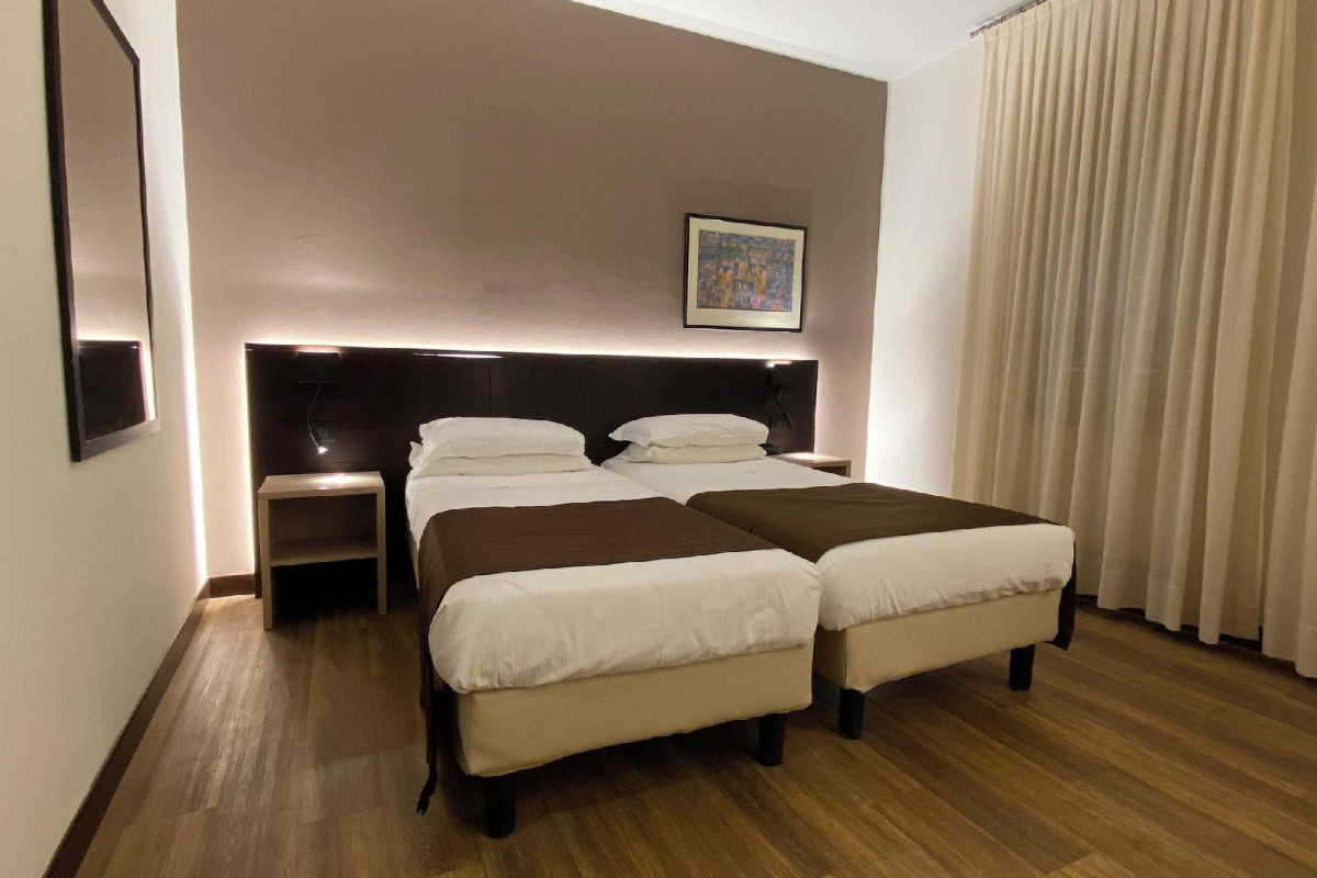 Hotel Carlton