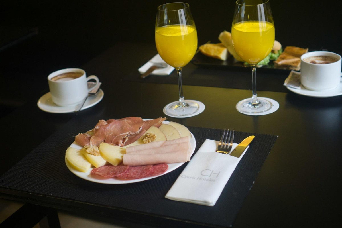 Hotel Carrís Cardenal Quevedo
