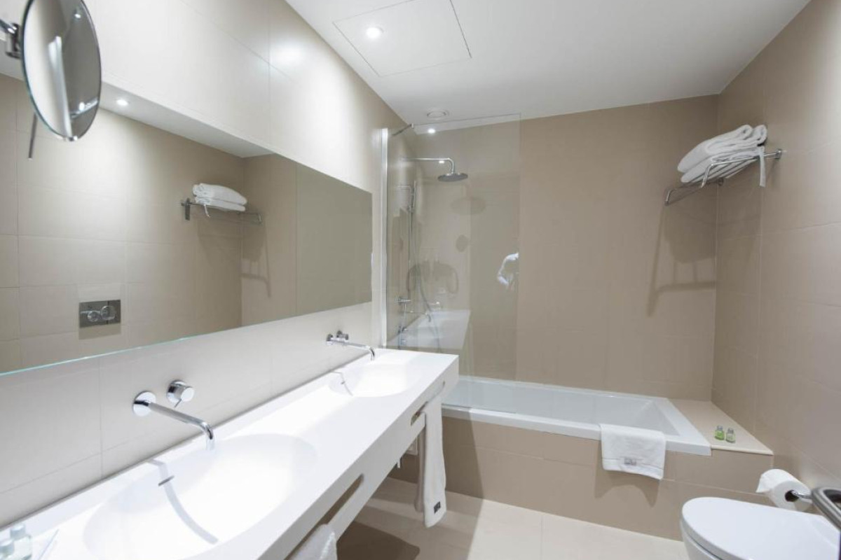HOTEL CARRIS PORTO RIBEIRA