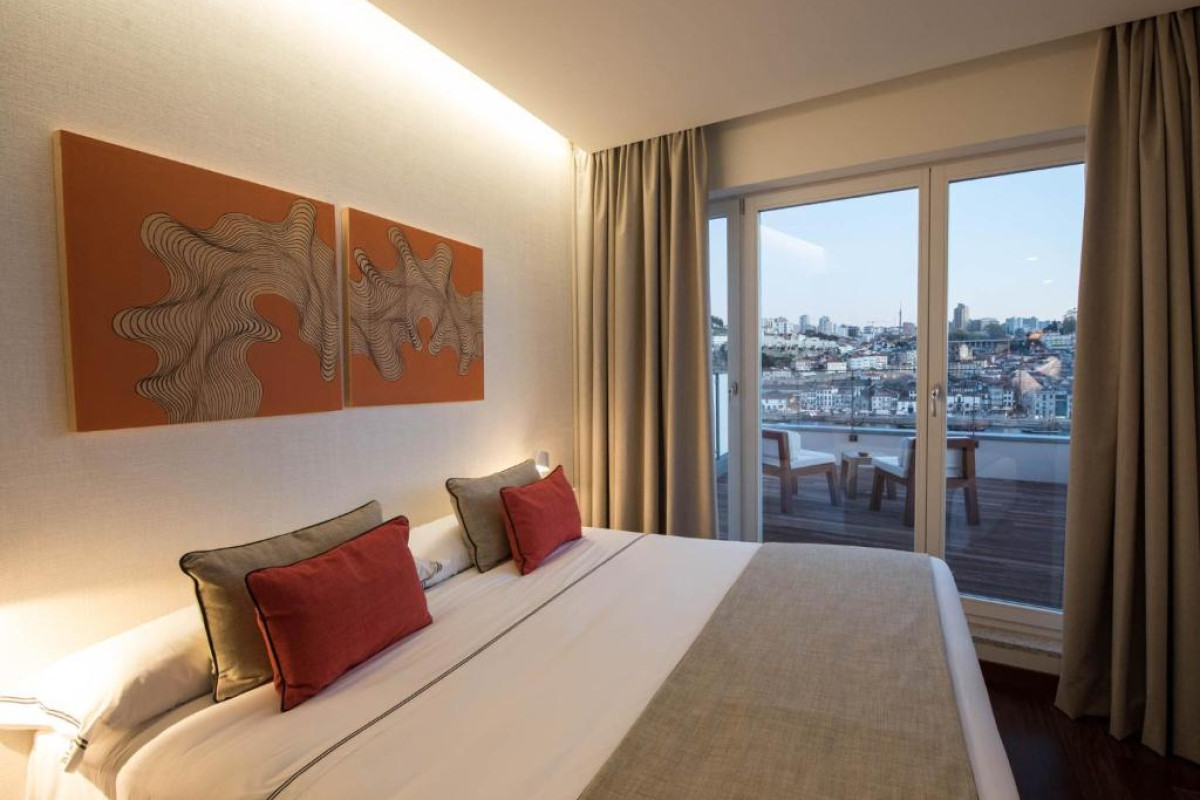 HOTEL CARRIS PORTO RIBEIRA
